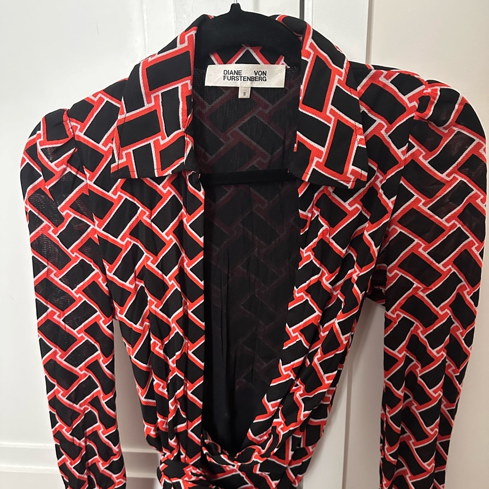 Diane von Furstenburg wrap dress, size SMALL